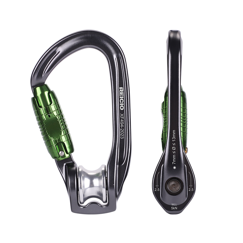 REICIO SK50 Zipline Carabiner with Pulley